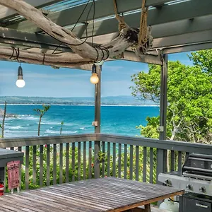 3* Guest house Wategos Surf Shack